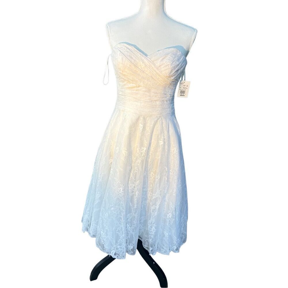 David’s bridal wedding dress by Strapless Sweetheart Lace Dress – Size 8 – New w